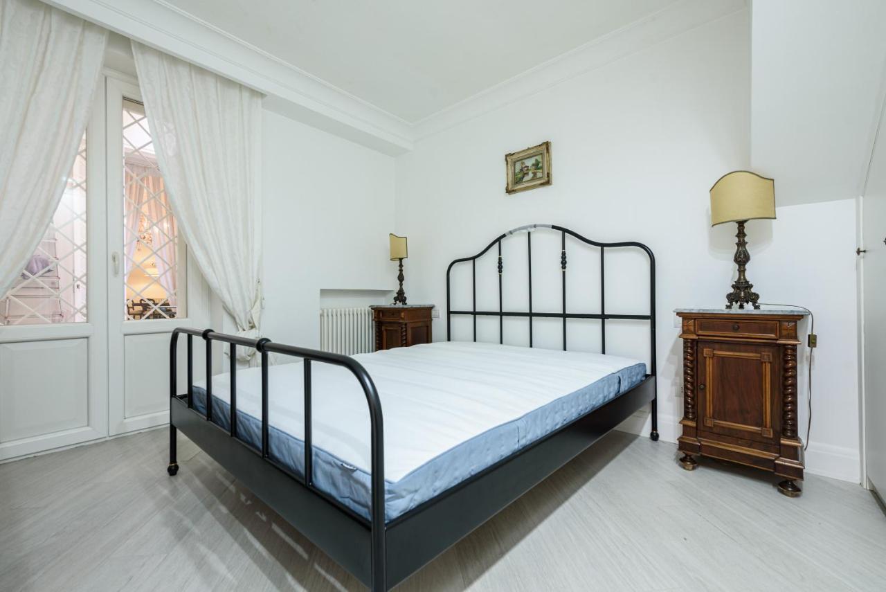 Palazzo Dello Spagnolo Suite Napoli Eksteriør bilde