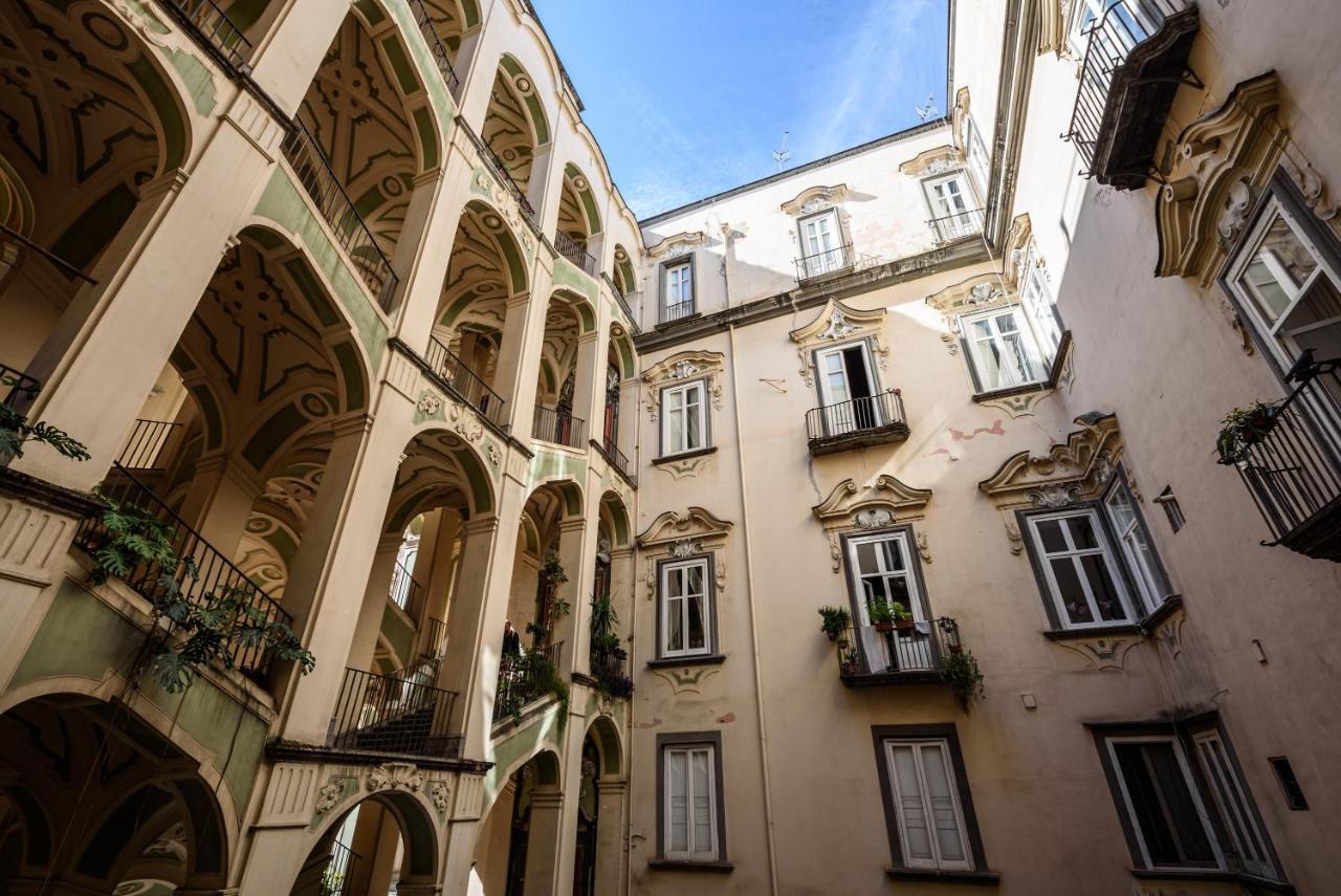 Palazzo Dello Spagnolo Suite Napoli Eksteriør bilde